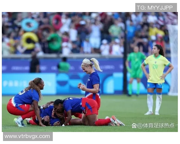 聚焦世界女足球星成长历程与辉煌时刻背后的奋斗故事